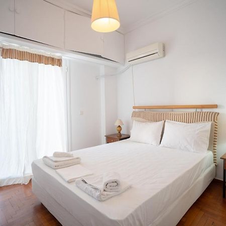 Dimotiko Theatro Metro St. 1 Bedroom 4 Pers. Flat El Pireo Exterior foto