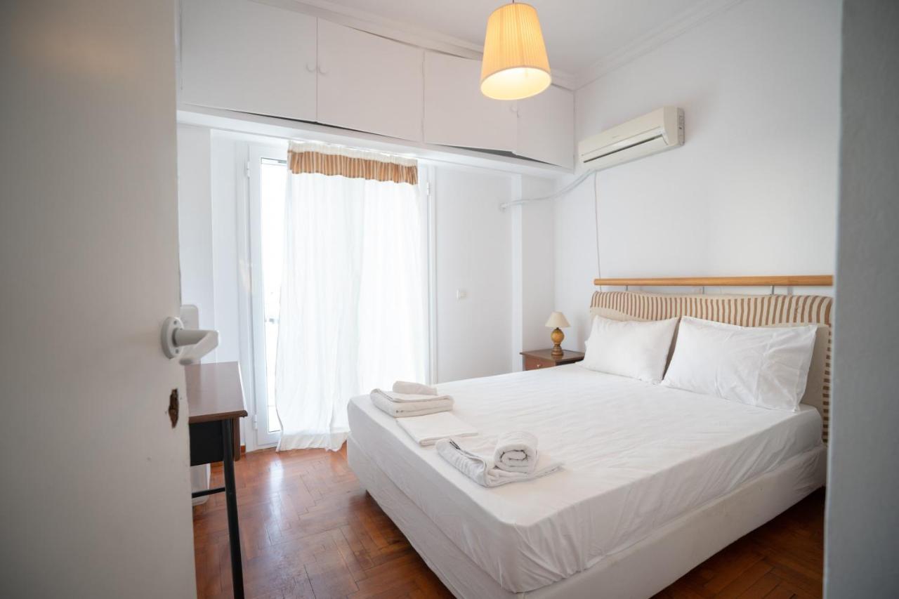 Dimotiko Theatro Metro St. 1 Bedroom 4 Pers. Flat El Pireo Exterior foto