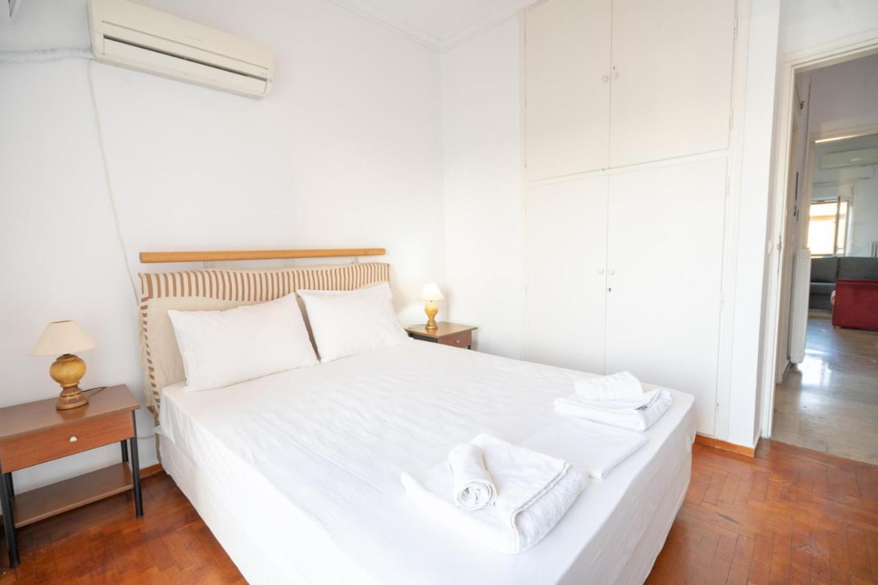 Dimotiko Theatro Metro St. 1 Bedroom 4 Pers. Flat El Pireo Exterior foto