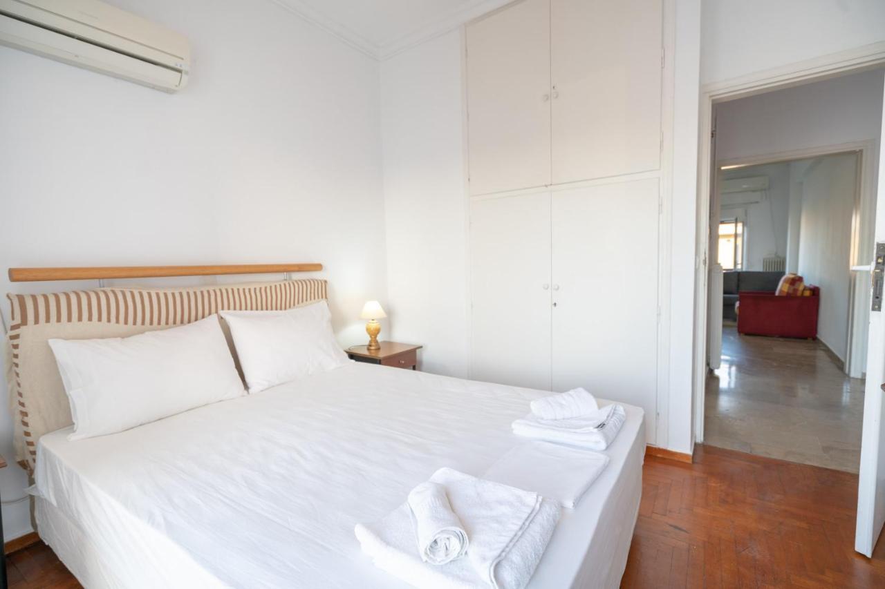 Dimotiko Theatro Metro St. 1 Bedroom 4 Pers. Flat El Pireo Exterior foto